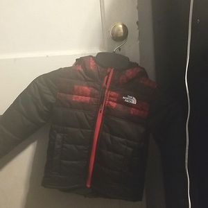 Red and Black reversible Northface Jacket ( 4 toddler)